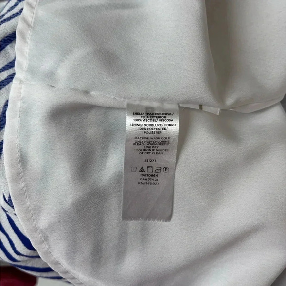 Loft women’s size 6 sleeveless blue and white V-neck polyester blend dress - Picture 8 of 8